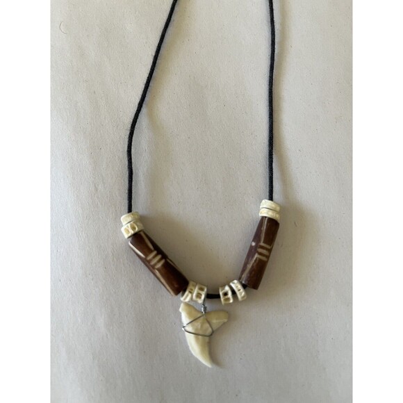 Vintage Shark Tooth Black Cord Necklace Wood Beads NOT Adjustable - Picture 2 of 5